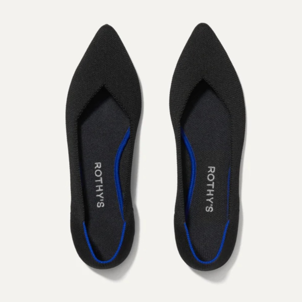 Black Rothy’s flats